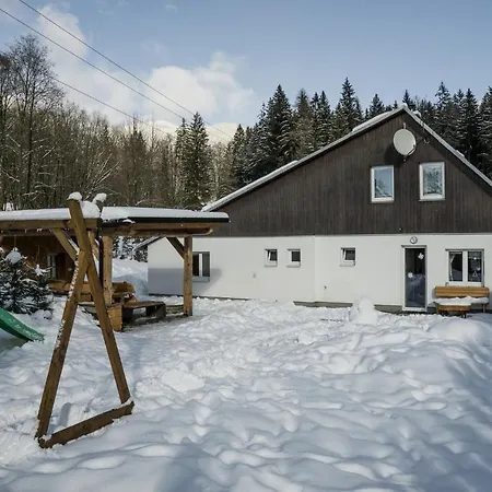 Desny Kout Domek alpejski Kouty