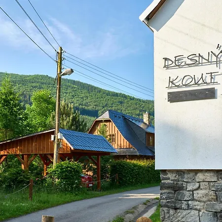 Desny Kout Domek alpejski *